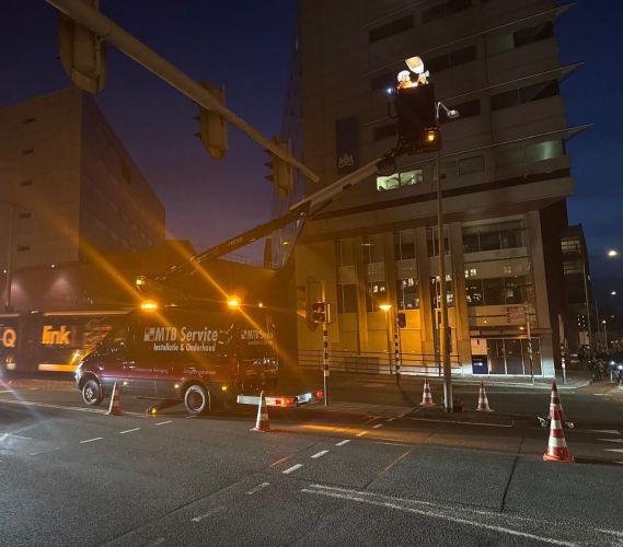 c6415538-c16c-4718-aeca-1d113c8a7e66